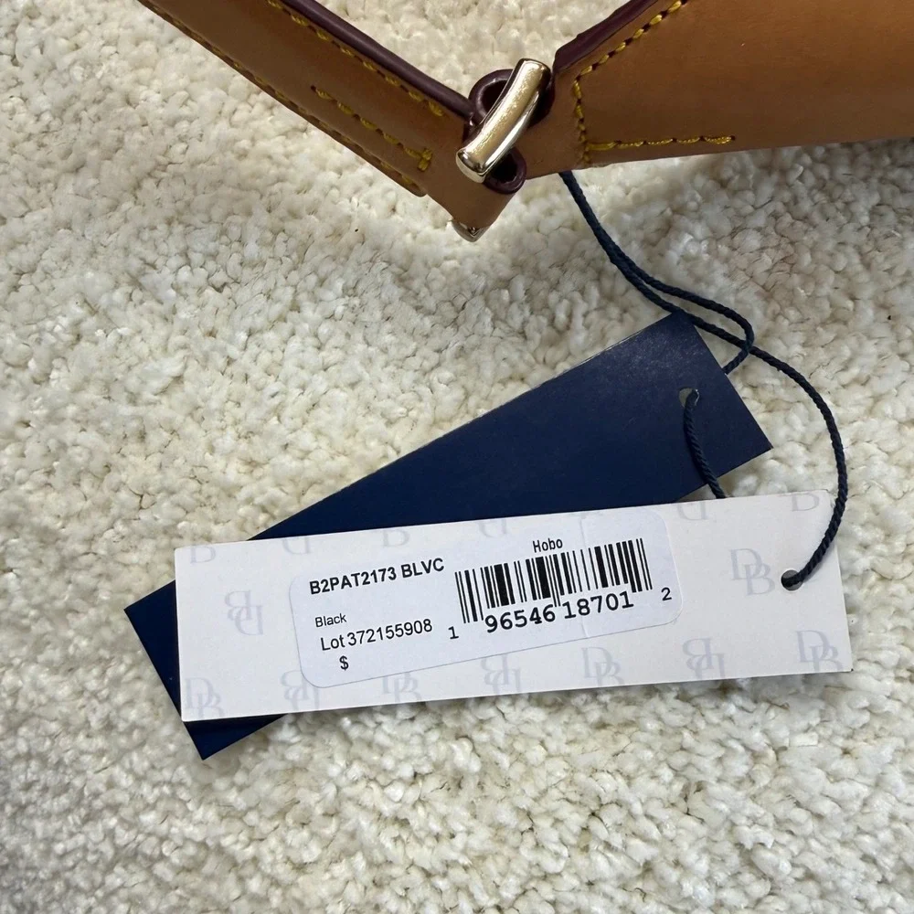 NWT Dooney & Bourke Black Patent Leather Hobo Style Bag Tan Trim Gold‎ Hardware